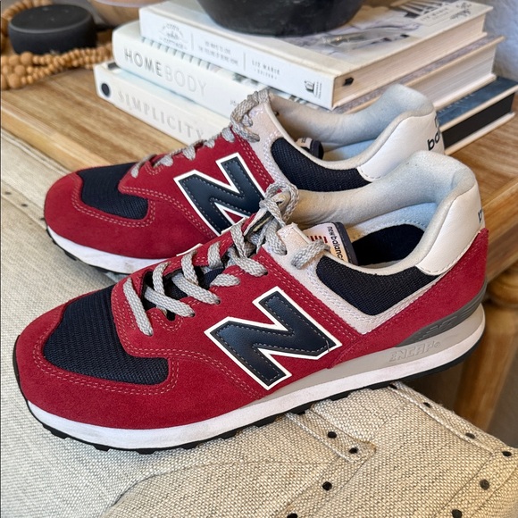 New Balance 574v2 ML574EH2 Red Navy Sneakers Men’s Size 8